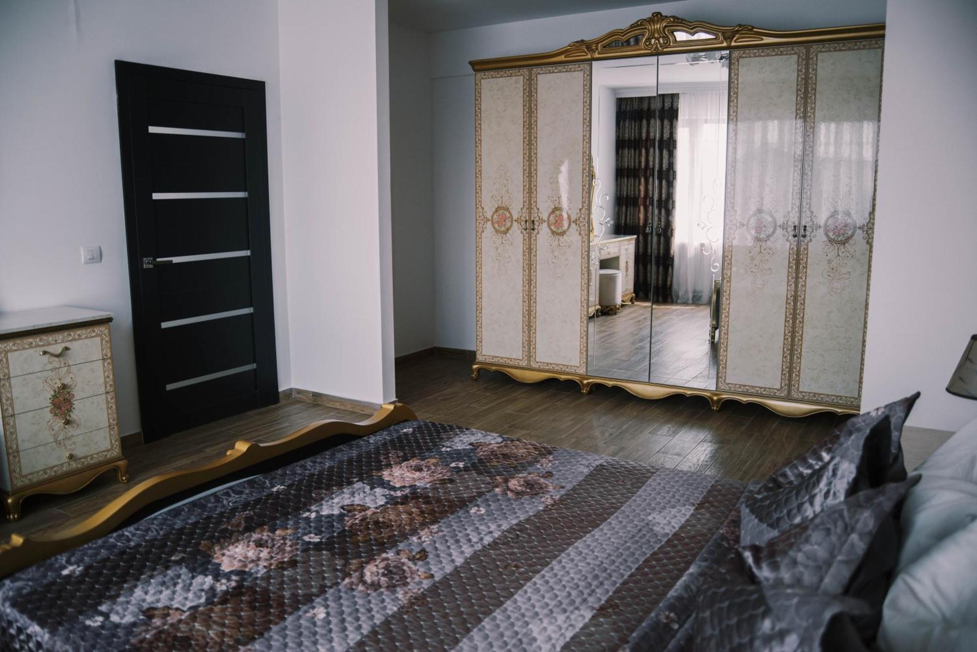 Buhay Osanu Bed & Breakfast Satu Mare Luaran gambar